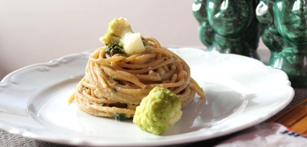Spaghetti integrali con crema di cavolfiore